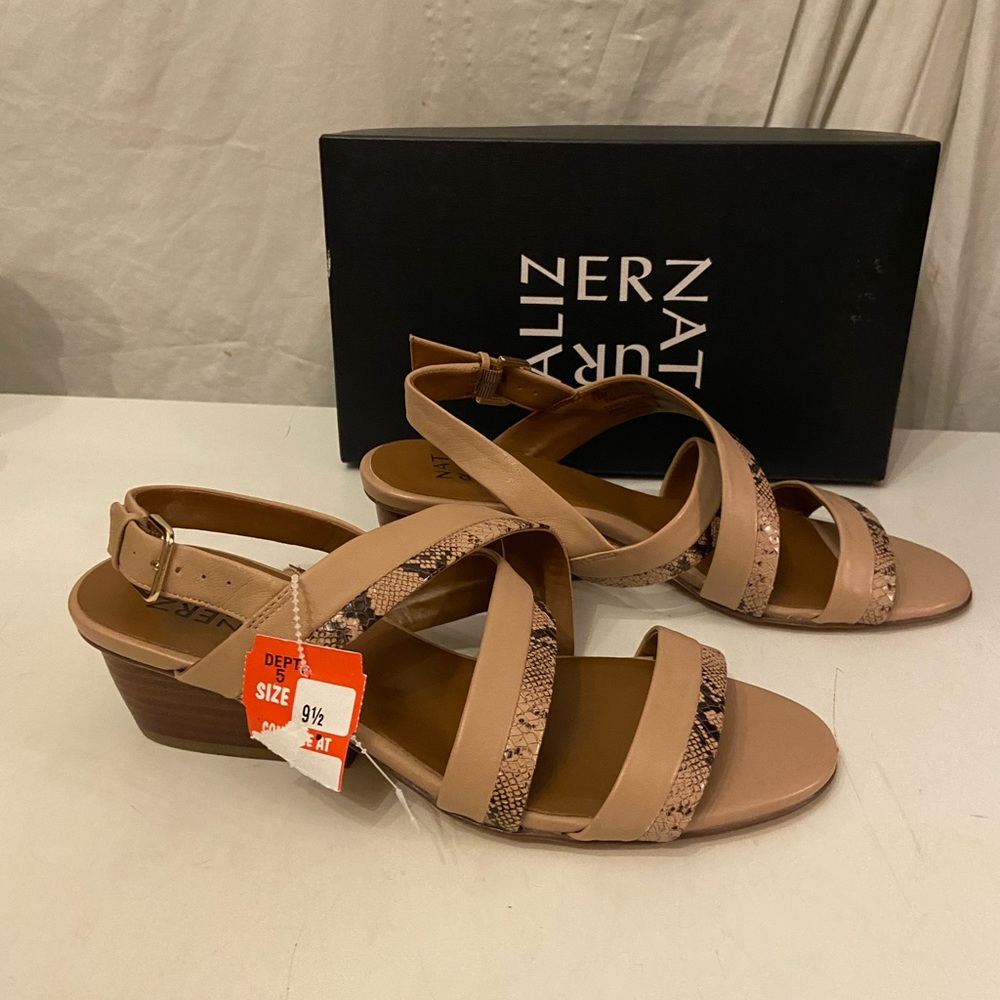 Naturalizer “Cecilia” nude leather with snakeskin print trim sandals size 9.5